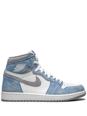 Air Jordan 1 Retro High "Hyper Royal" sneakers